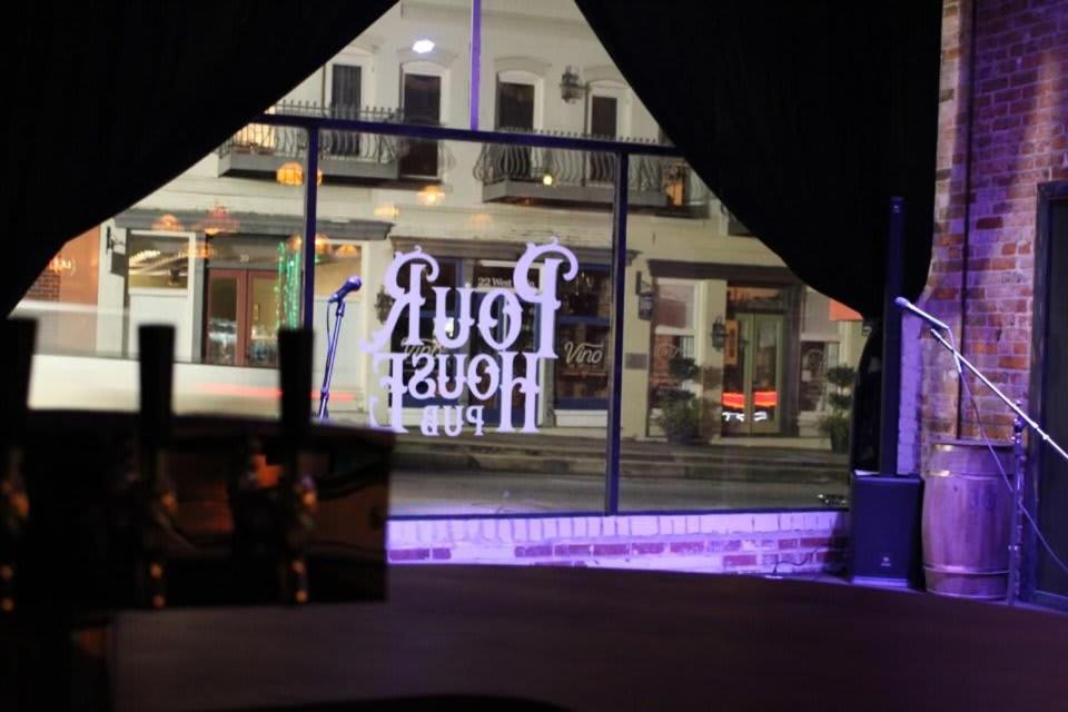 The Post Loft- In The Heart Of Downtown Statesboro Lejlighed Eksteriør billede